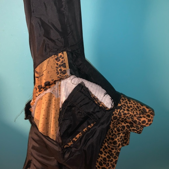 Leopard Print Blazer Jacket with Side Slits - Picture 6 of 10